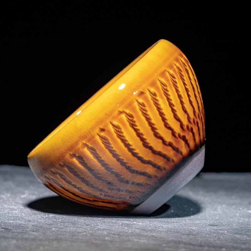 Jumping Knife Golden Cup