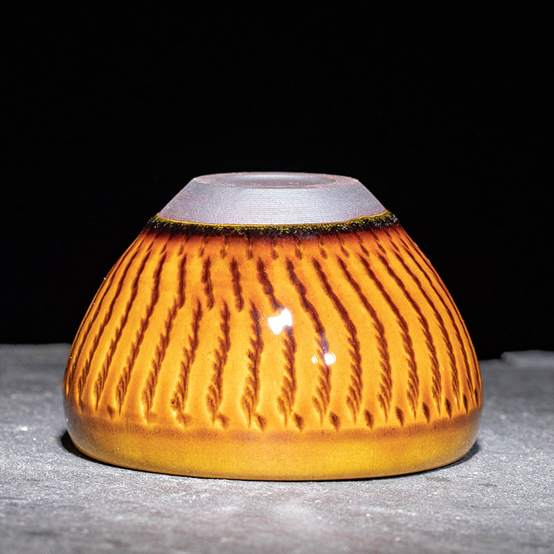 Jumping Knife Golden Cup
